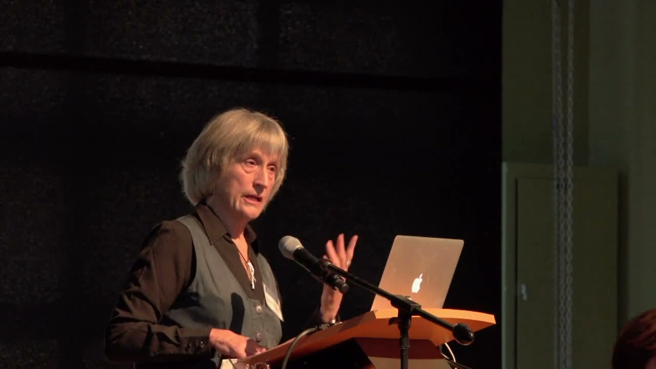 Donna Haraway, “Anthropocene, Capitalocene, Chthulucene: Staying with the Trouble”, Anthropocene: Arts of Living on a Damage